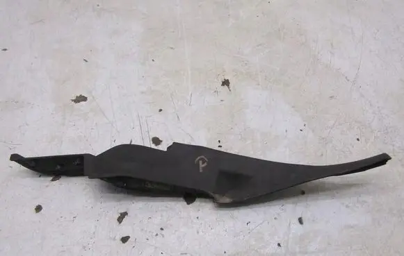 Honda Civic X Wiper trim KRIS235789