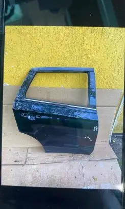 Suzuki SX4 S-Cross Rear door