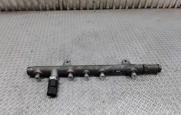 Renault Scenic I Fuel main line pipe 7700114017 0445214024 0281002405