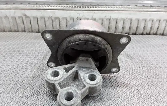 Opel Vectra C Gearbox mount V04643