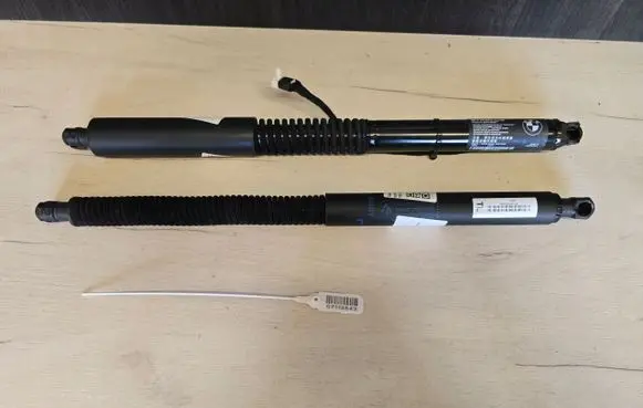 BMW X3 G01 Tailgate/trunk strut/damper 9482795