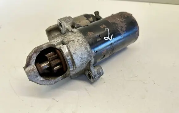 Audi A4 S4 B6 8E 8H Starter motor 0001108405