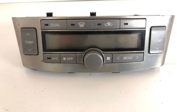 Toyota Avensis T250 Climate control unit 5590205060