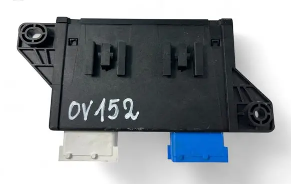 Citroen C4 II Picasso Central body control module 9800162780