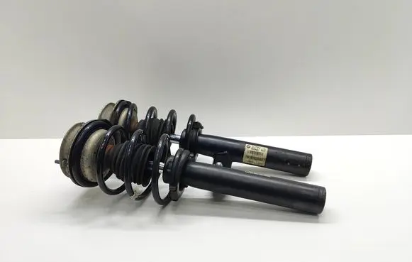 BMW 5 E60 E61 Front shock absorber with coil spring 6786517 678651701 31316786517