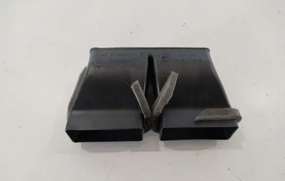 BMW 5 F10 F11 Cabin air duct channel 64229397743 9397743 9113859
