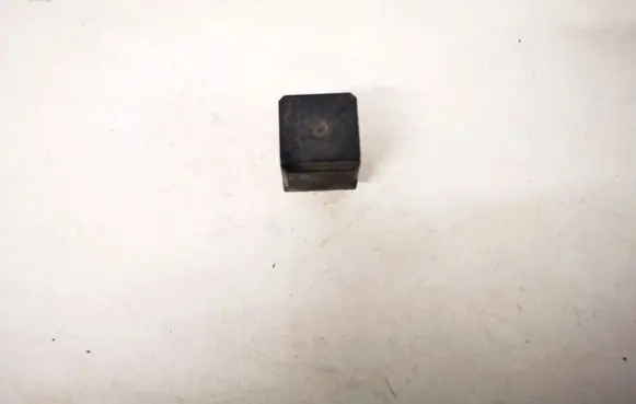 Jeep Grand Cherokee (WK) Other relay 04692181aa
