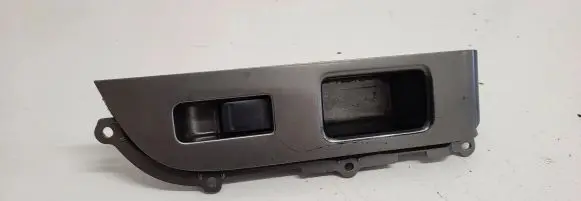 Nissan X-Trail T30 Electric window control switch 80960
