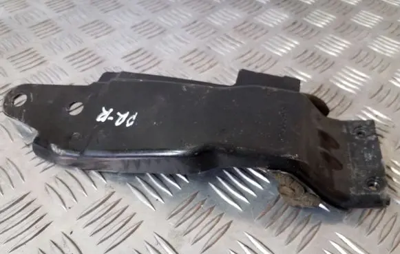 Mercedes-Benz R W251 Other engine bay part A2516200407