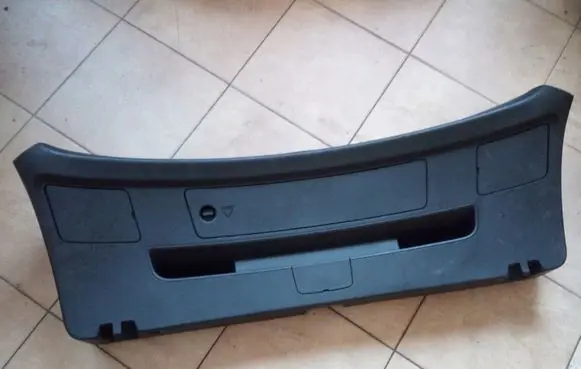 Seat Exeo (3R) Tailgate/boot lid cover trim 3R9867601C NE58868