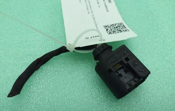 Ford Kuga I Fuel injector wires 66182002A