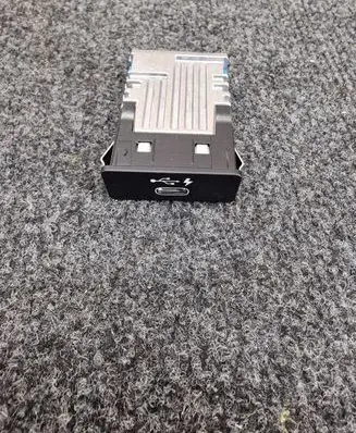 USB socket connector