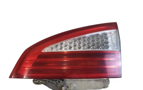 Ford Mondeo MK IV Tailgate rear/tail lights 7S7113A602