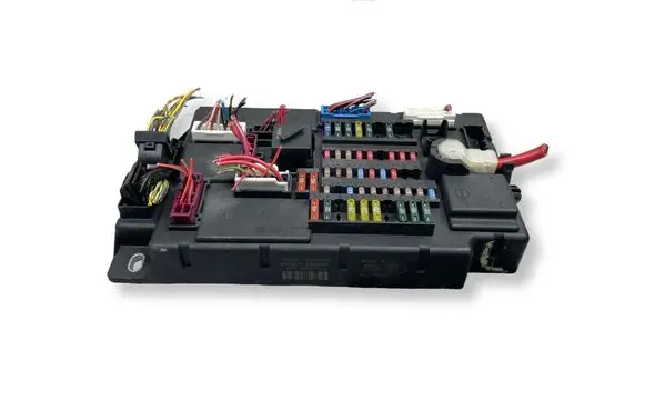 Mini One - Cooper Coupe R56 Fuse module 519318117 05502689 3453737