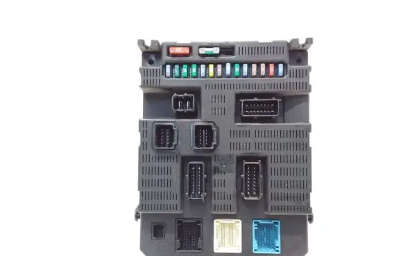 Citroen C4 I Fuse module 9659285580
