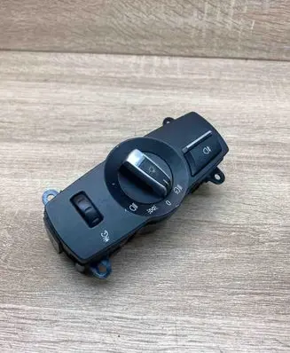 BMW 5 GT F07 Light switch 9192745 140426
