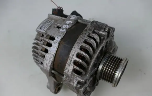 Mazda 6 Generator/alternator SH1N