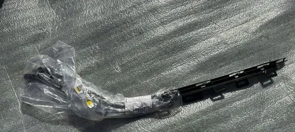 Volkswagen PASSAT B8 Bumper support mounting bracket corner 3G9807356A