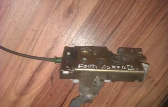 Ford Escort Rear door lock
