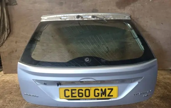 Ford Focus Tailgate/trunk/boot lid