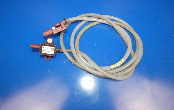 Mercedes-Benz GLC X253 C253 Airbag deployment crash/impact sensor A2539052100 5WK44947 16021201062
