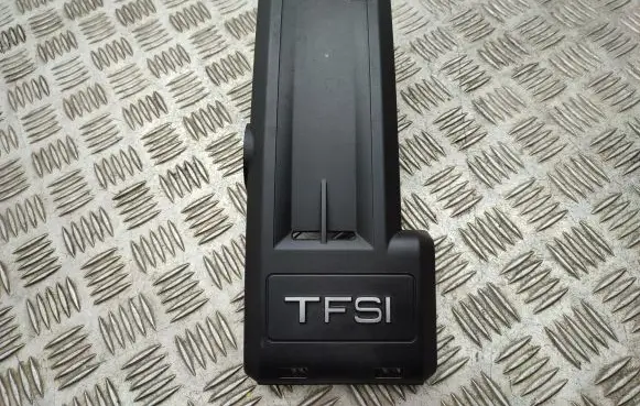 Audi A1 Engine cover (trim) 03F103935A