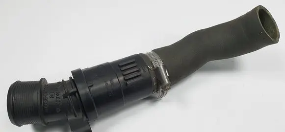Jaguar XF X260 Turbo air intake inlet pipe/hose GX63-6K863-A