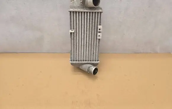 KIA Stonic Intercooler radiator 2827004610