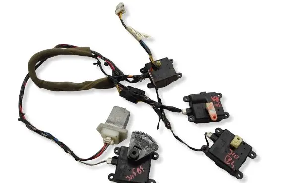 Nissan Qashqai Air flap motor/actuator G0B0