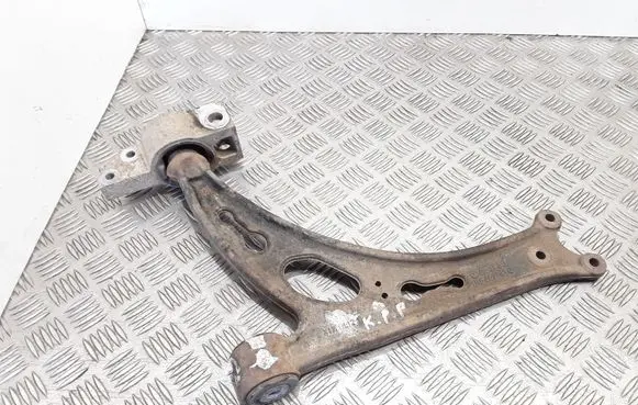 Seat Altea Front lower control arm/wishbone 1K0407153G