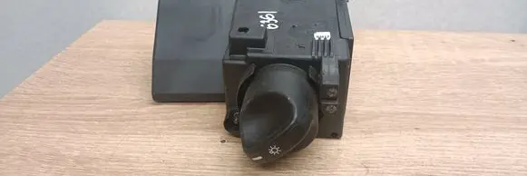 Mercedes-Benz E W211 Light switch 2105452004