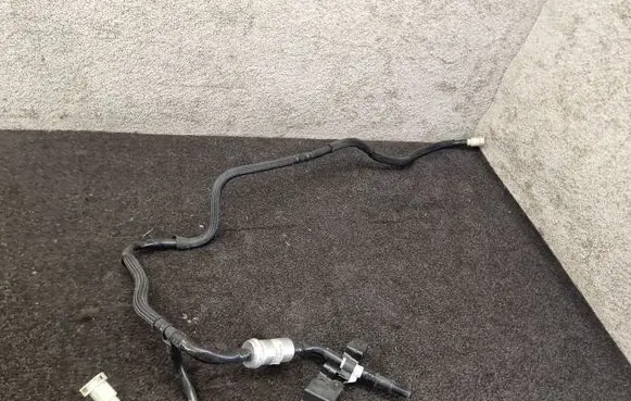 Alfa Romeo Stelvio Vacuum line/pipe/hose 2527020050