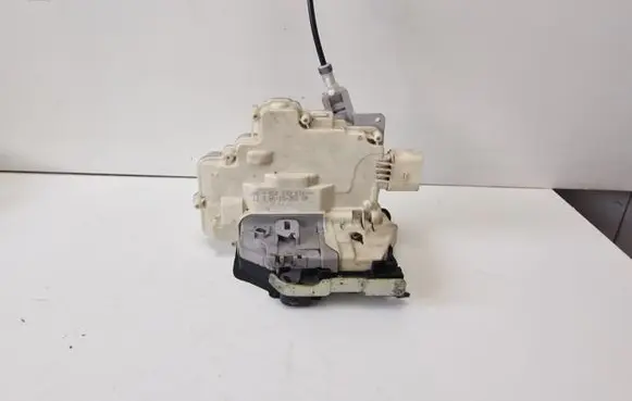 Audi A6 S6 C7 4G Rear door lock 4G0839016