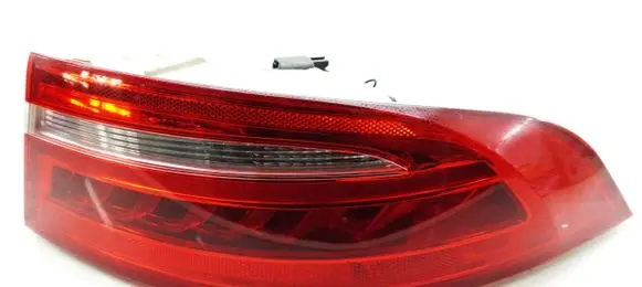 Jaguar XE Rear/tail lights