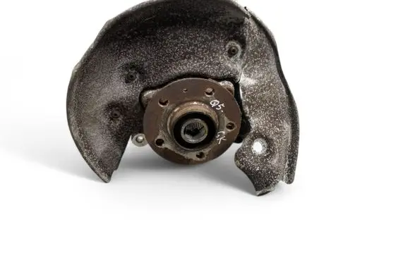 Rear wheel hub