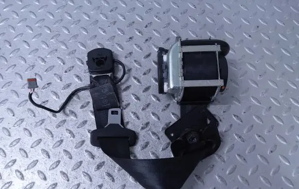 Jaguar XJ X351 Front seatbelt BW93611B08BA BW93611B08