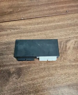 BMW 5 E34 Comfort/convenience module 61351379741