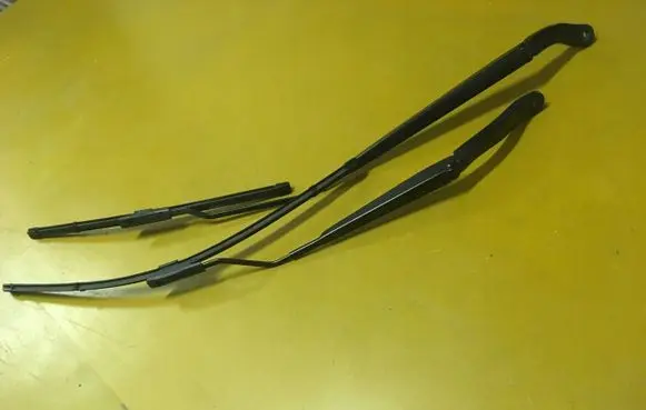 Renault Megane IV Front wiper blade arm 288861068R