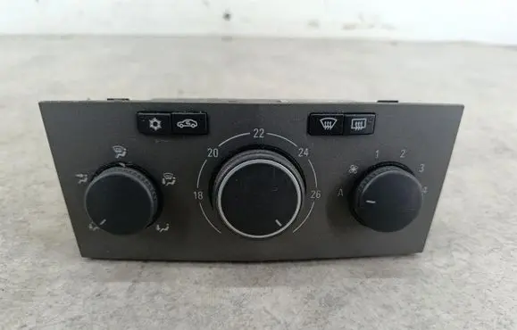Opel Zafira B Climate control/heater control trim 13245119