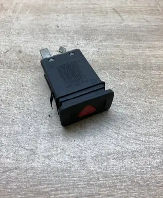 Volkswagen Golf IV Hazard light switch 1J0953235A 1J0953235B