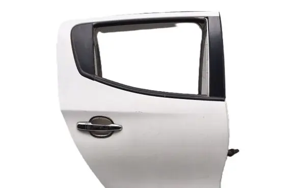 Mitsubishi L200 Rear door