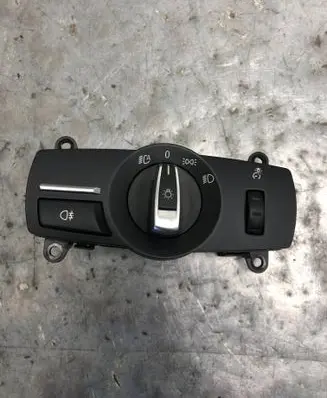 BMW 5 F10 F11 Light switch 9346839