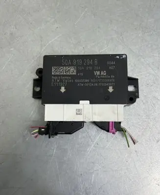 Seat Leon (5F) Parking PDC control unit/module 5QA919249B 5QA919249