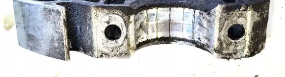 Audi Q7 4L Sway bar bush bracket, front 7L0411063B