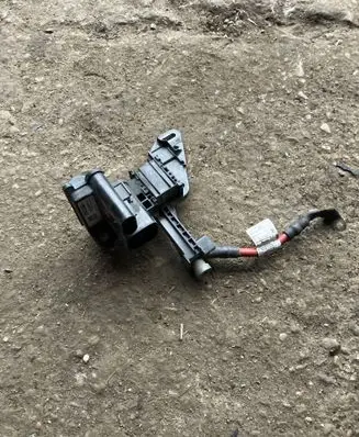 BMW 1 F20 F21 Current control relay 9296151 19322000001 06092013