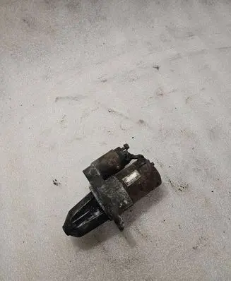 Nissan X-Trail T30 Starter motor 233008H500 M000T87081