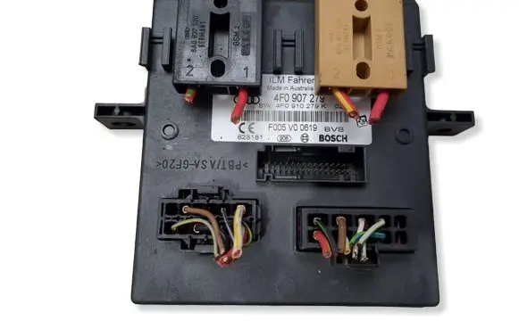 Audi A6 S6 C6 4F Comfort/convenience module 4F0907279 F005V00619 4F0910279K