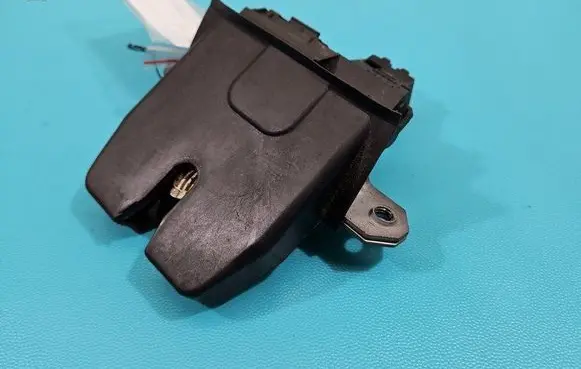 Ford S-MAX Tailgate/trunk/boot lock/catch/latch 8M51R442A66CB IMPRK1470041