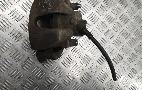Ford Kuga I Front brake caliper