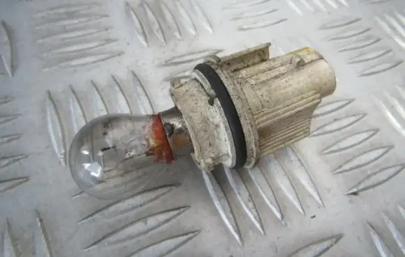 Headlight part